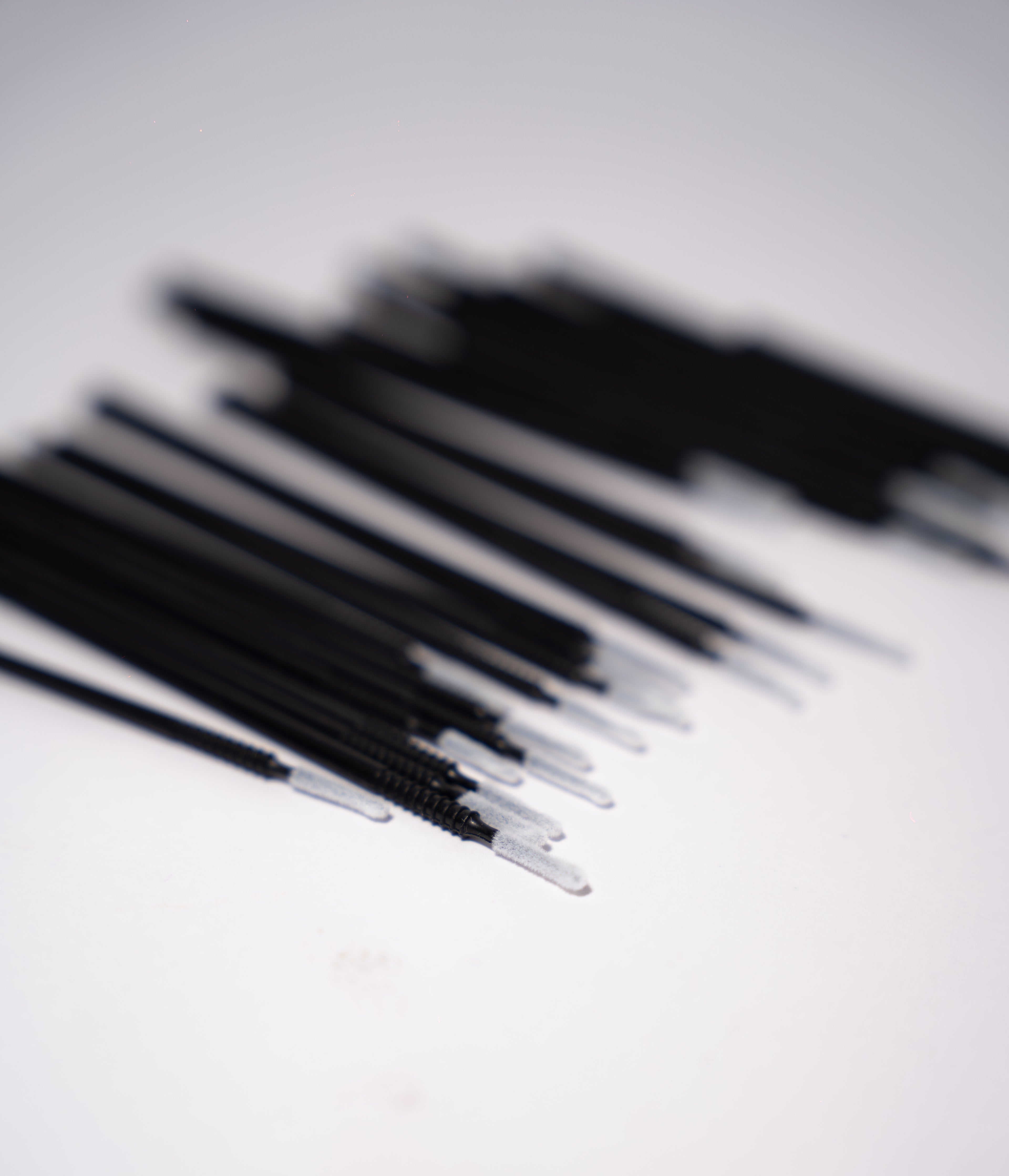 Micro-brosses | Leca Lash