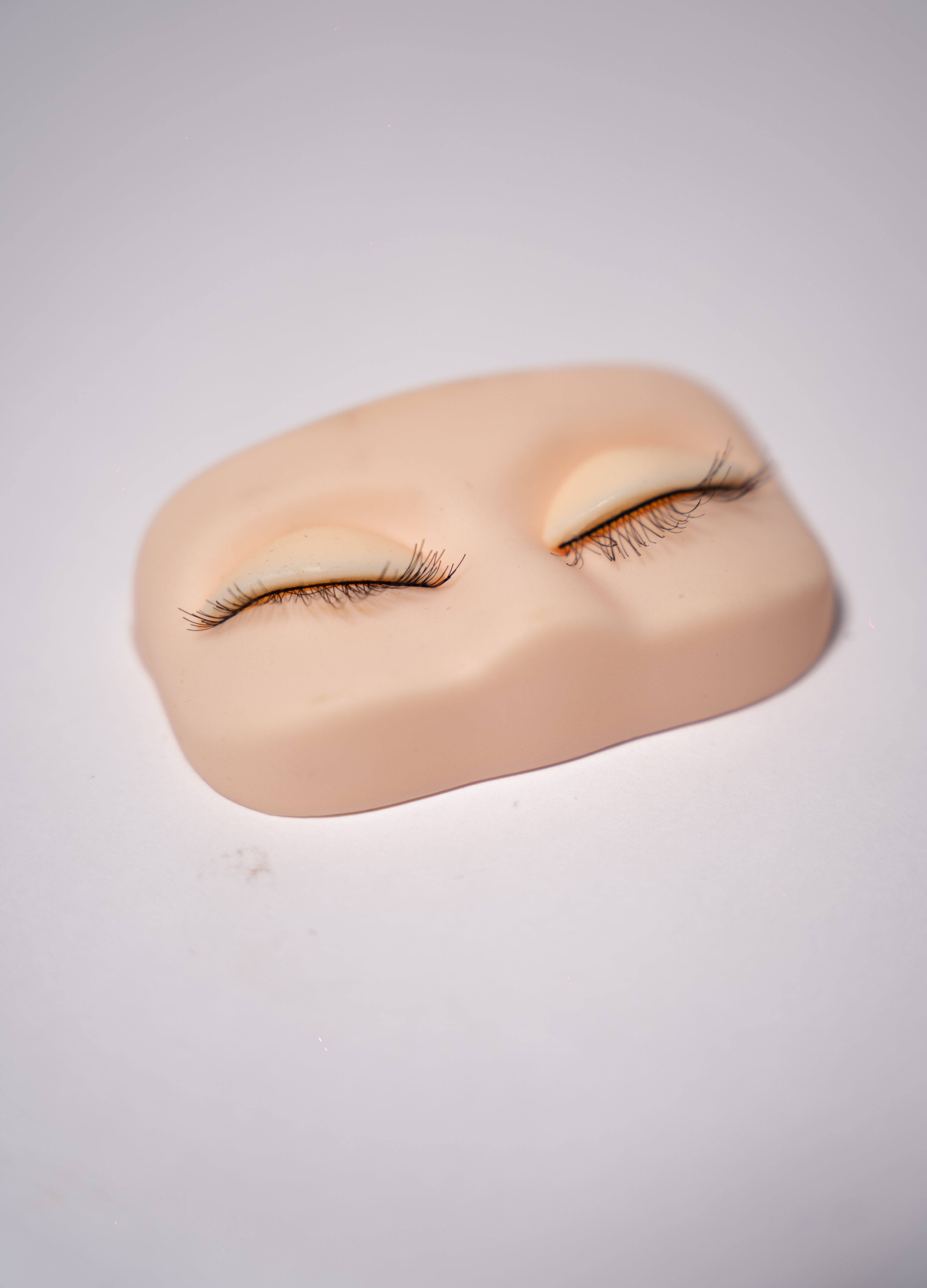 Tête d’entraînement pour extensions de cils | Leca Lash